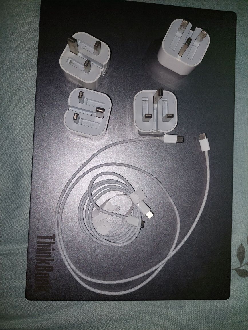 I phone zaryadka