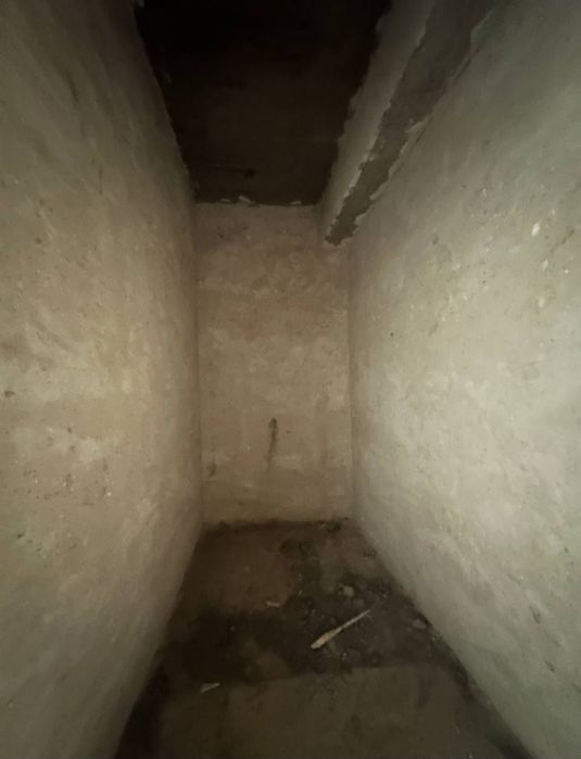 Цумда 1 хонали каропка сотилади