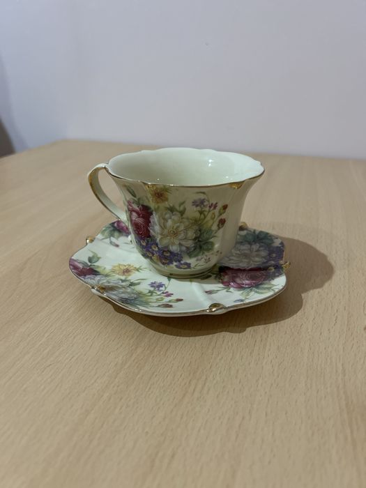 Set farfurie si ceasca Kingensin - pictat manual