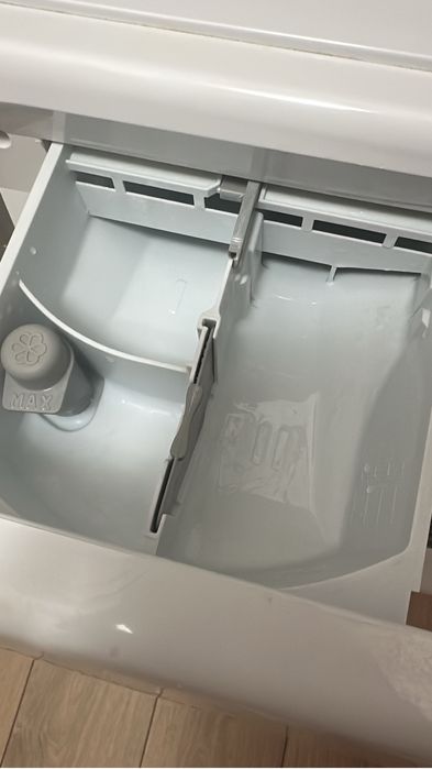 Masina spalat Whirlpool