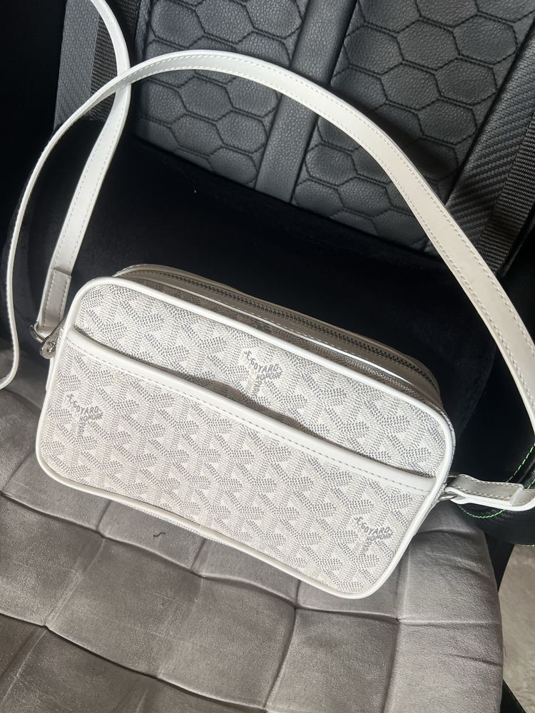 Goyard Messenger чанта бяла