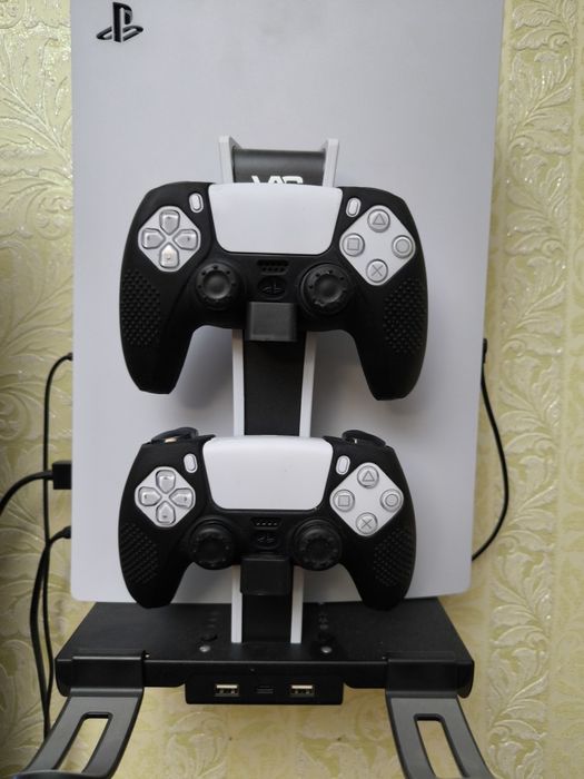 Продам  PS5 в идеальном состоянии