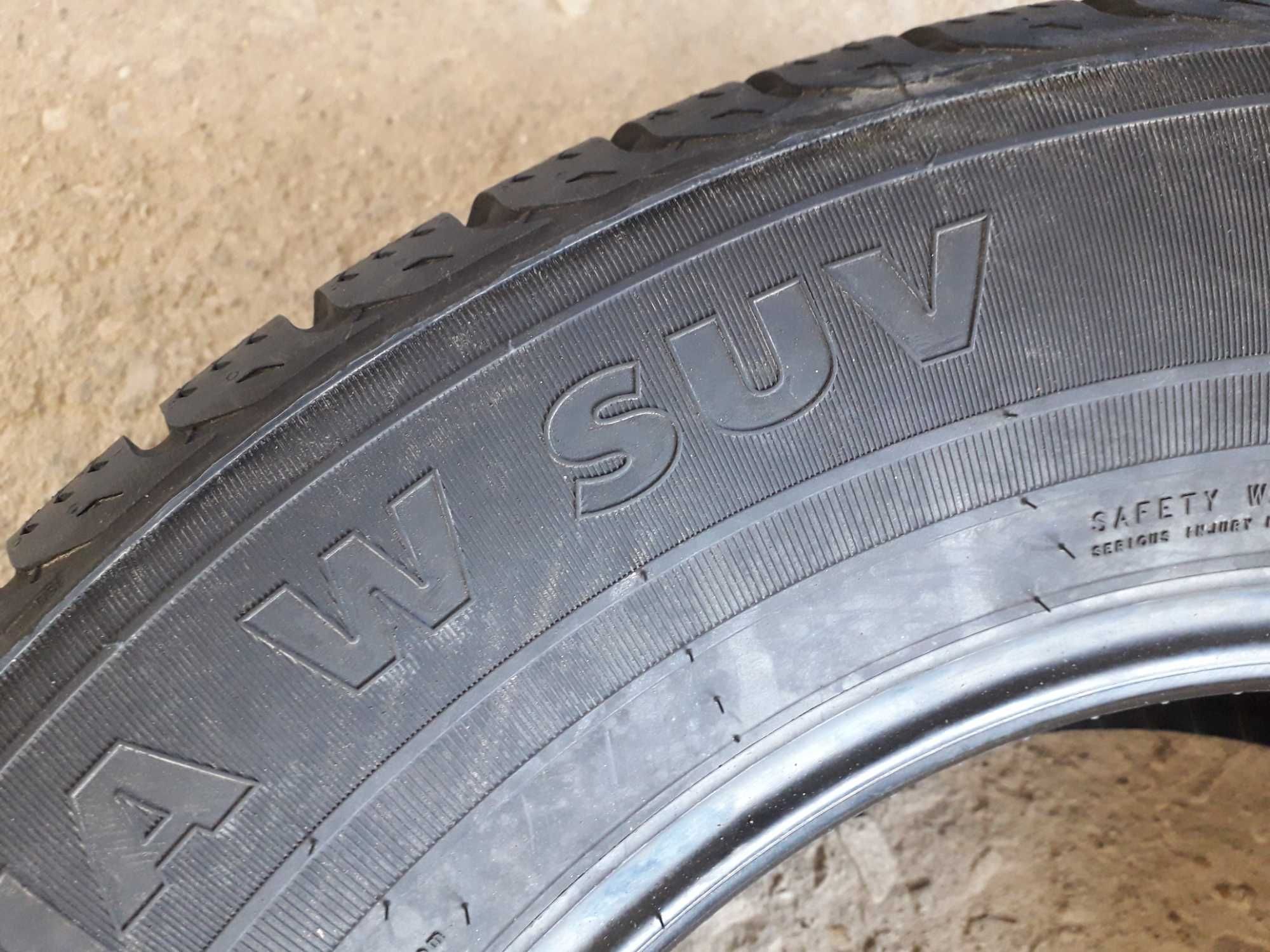 2 Нови зимни гуми R17 245/65 Nokian Lapponia W SUV 107H