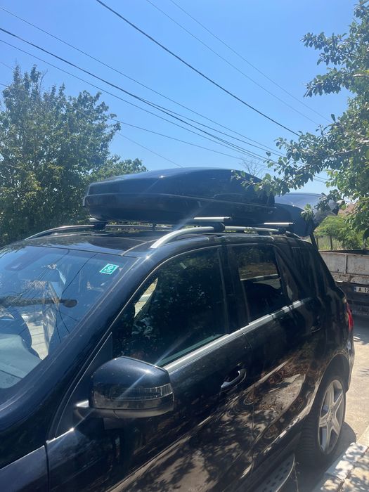 Roof box багажник за таван на автомобил