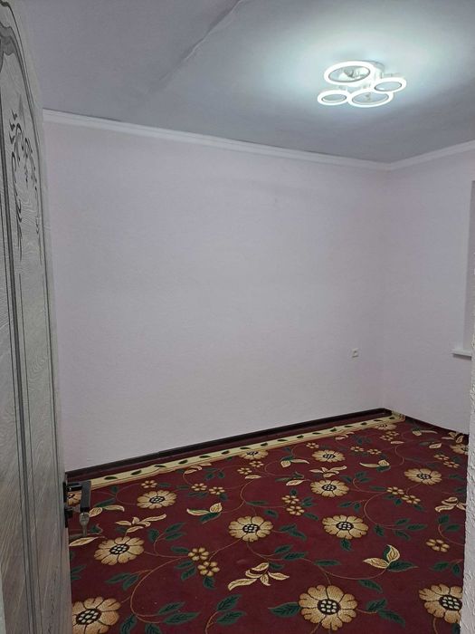 Termiz shaxar 2 xonalik uy ijaraga beriladi uzoq muddatga (Oilaga)
