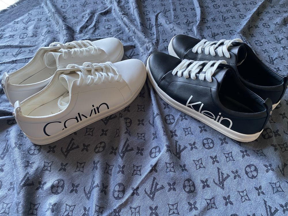 Tenesi CalvinKlein