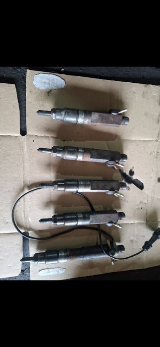 Set injectoare Wolswagen Transporter T4 2.5 ACV