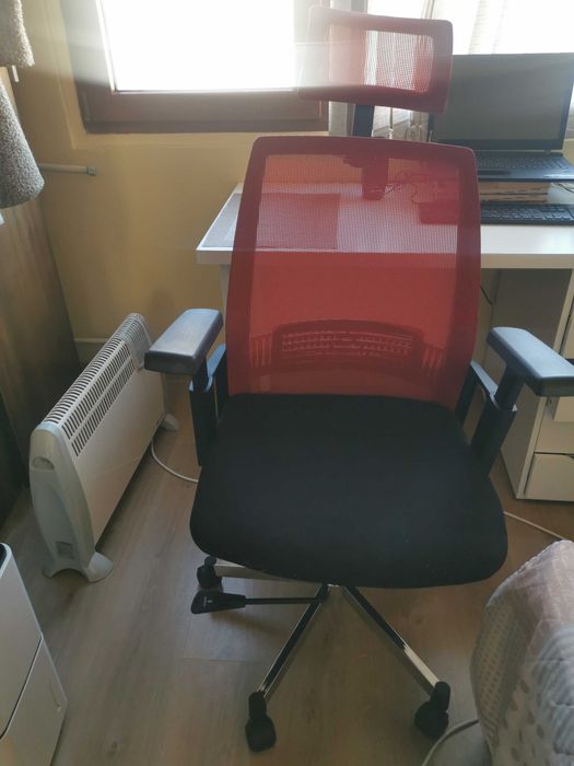 Офис-стол почти нов