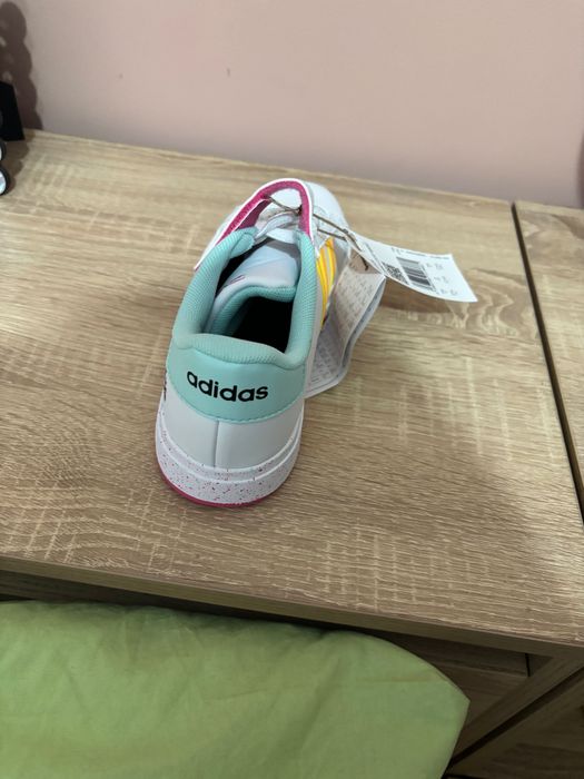 Маратонки за момичета