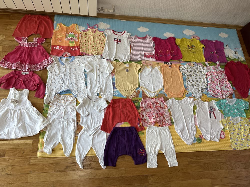 Продам детские вещи