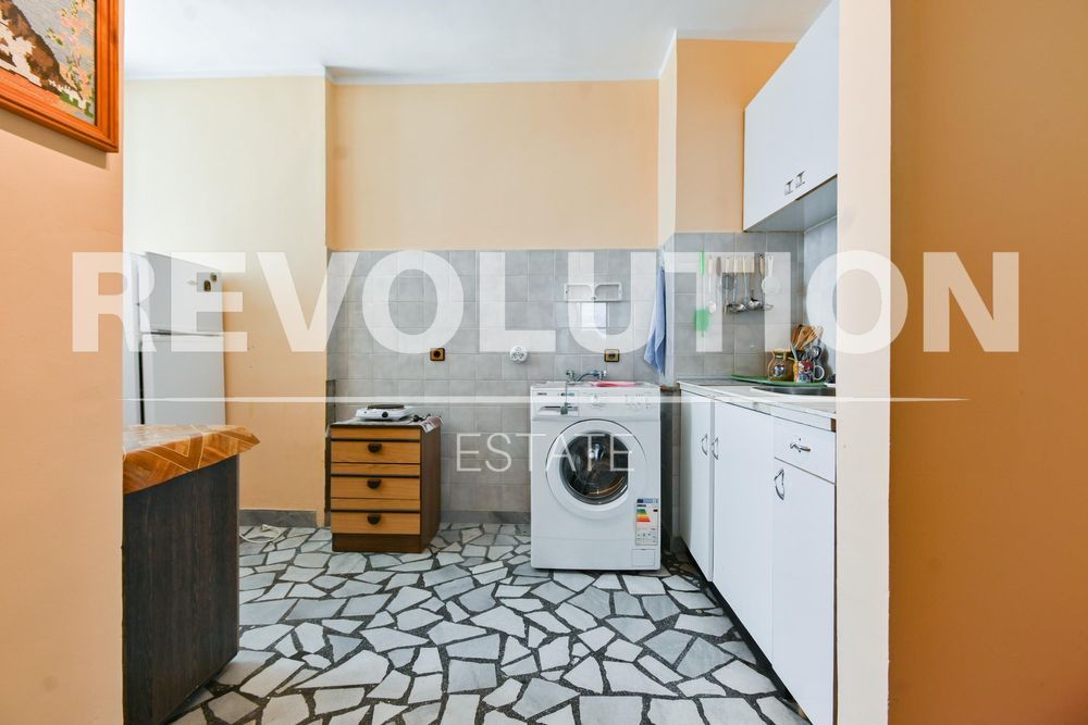 Дава се под наем Тристаен апартамент в София, Младост 4 - 100 кв.м за 500 € - Снимка #7