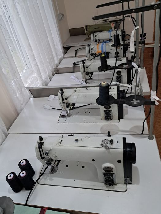 Mașini de cusut/6la număr