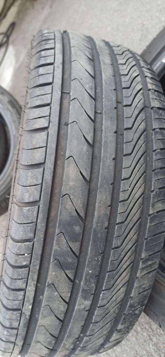Anvelope vara 225 45 R19 96W XL