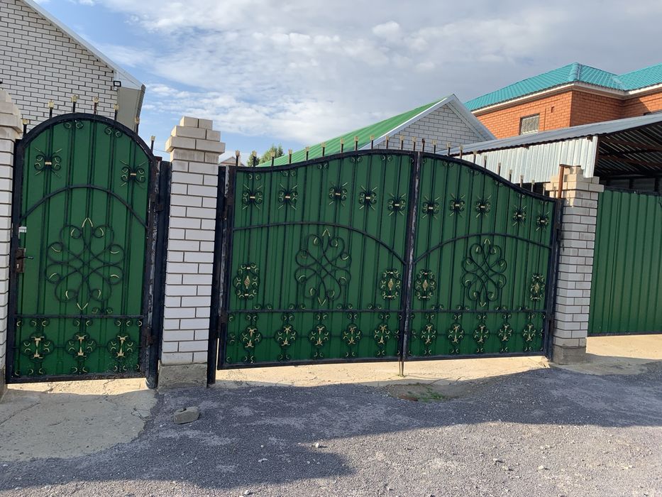 Продам мансардный дом в Новом