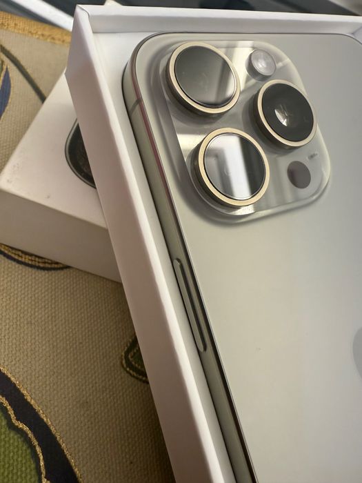 Продаётся Iphone 15 Pro max 256 Gb состояние идеальное, документы есть