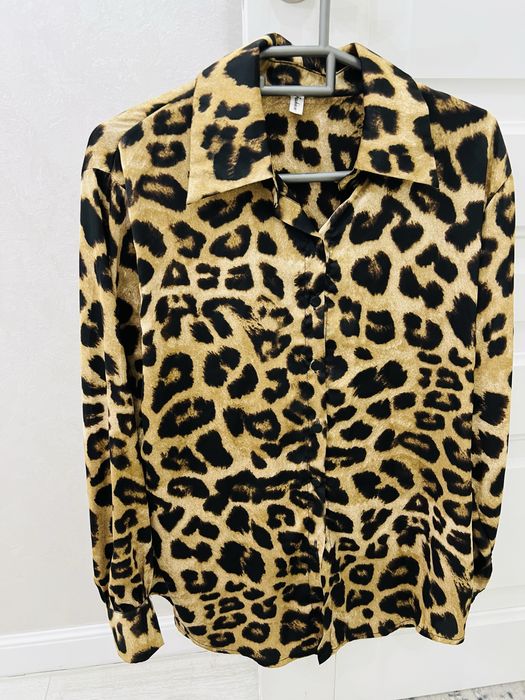 Продаю рубашку в отличном состояний