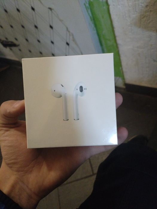 Airpods поколение
