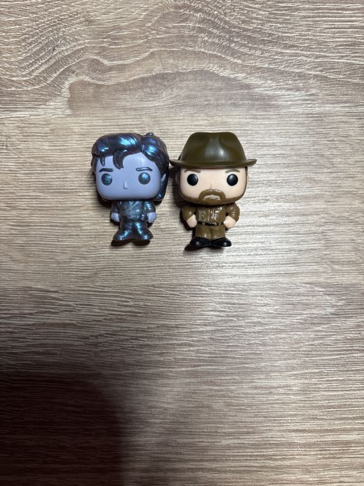 Фигурки очень странные дела