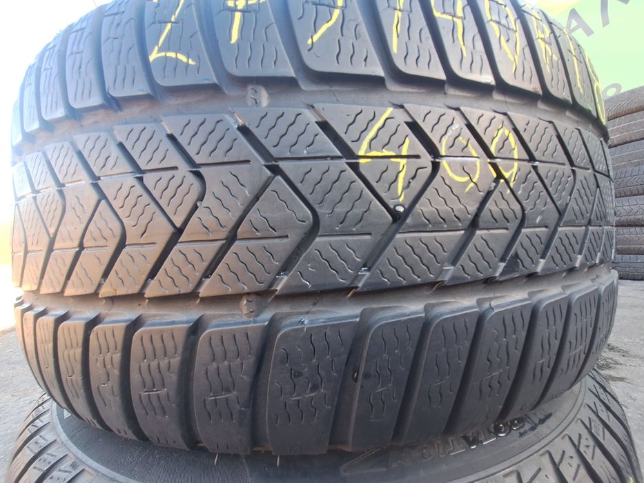 2 anvelope iarna 275/40r18 Pirelli rft runflat dot 4517 Montaj Gratuit