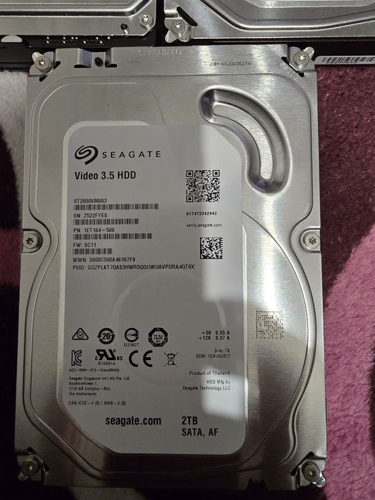 Hard-disk-uri 2TB pt PC și DVR