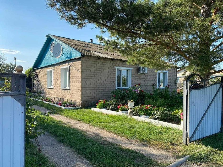 Тёплый и ухоженный дом у озера в селе Корнеевка!