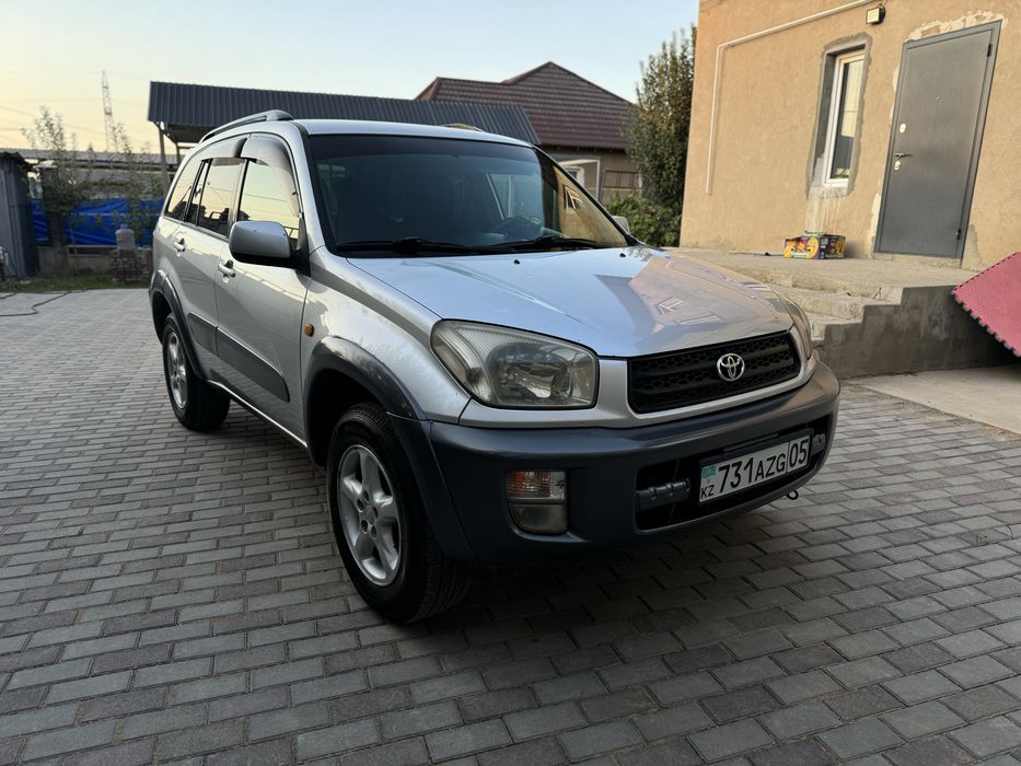 Родаётся Тойото рав 4, Toyoto rav 4