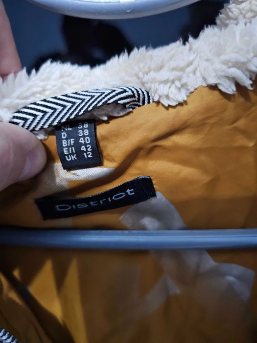 Geaca groasa dama muștar M District