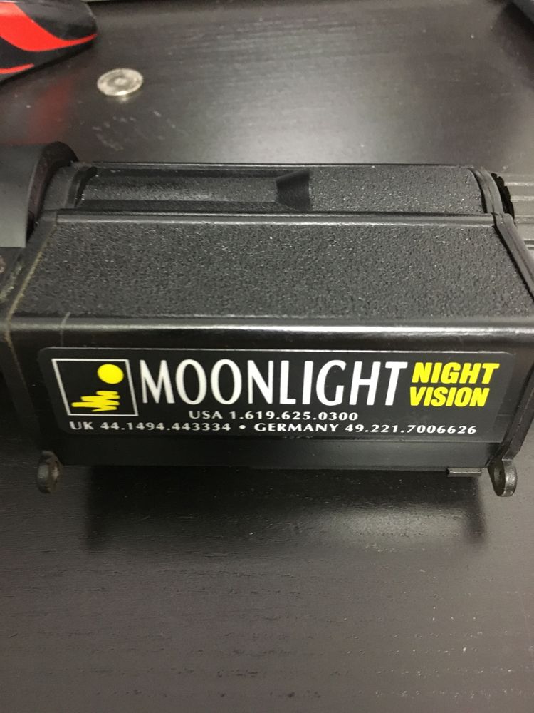 Monoclu Night Vision de noapte Bate 350m