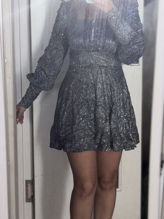 Продам платье б/у