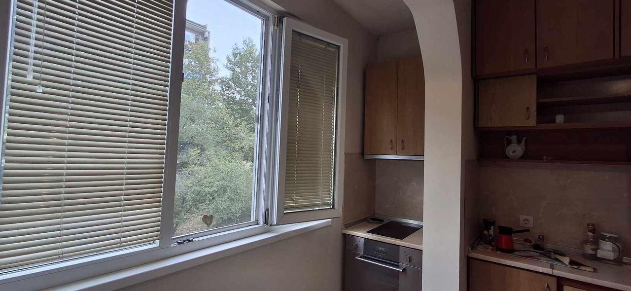 Продава се Тристаен апартамент в Варна, Бриз - 70 кв.м за 1643 €/кв.м - Снимка #6