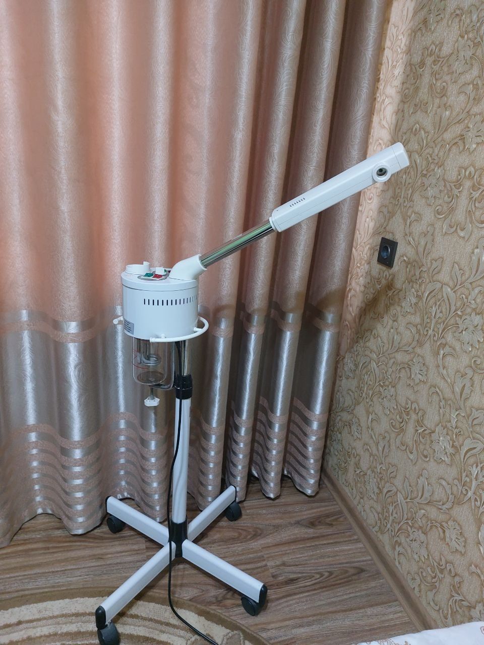 Женские салон учун