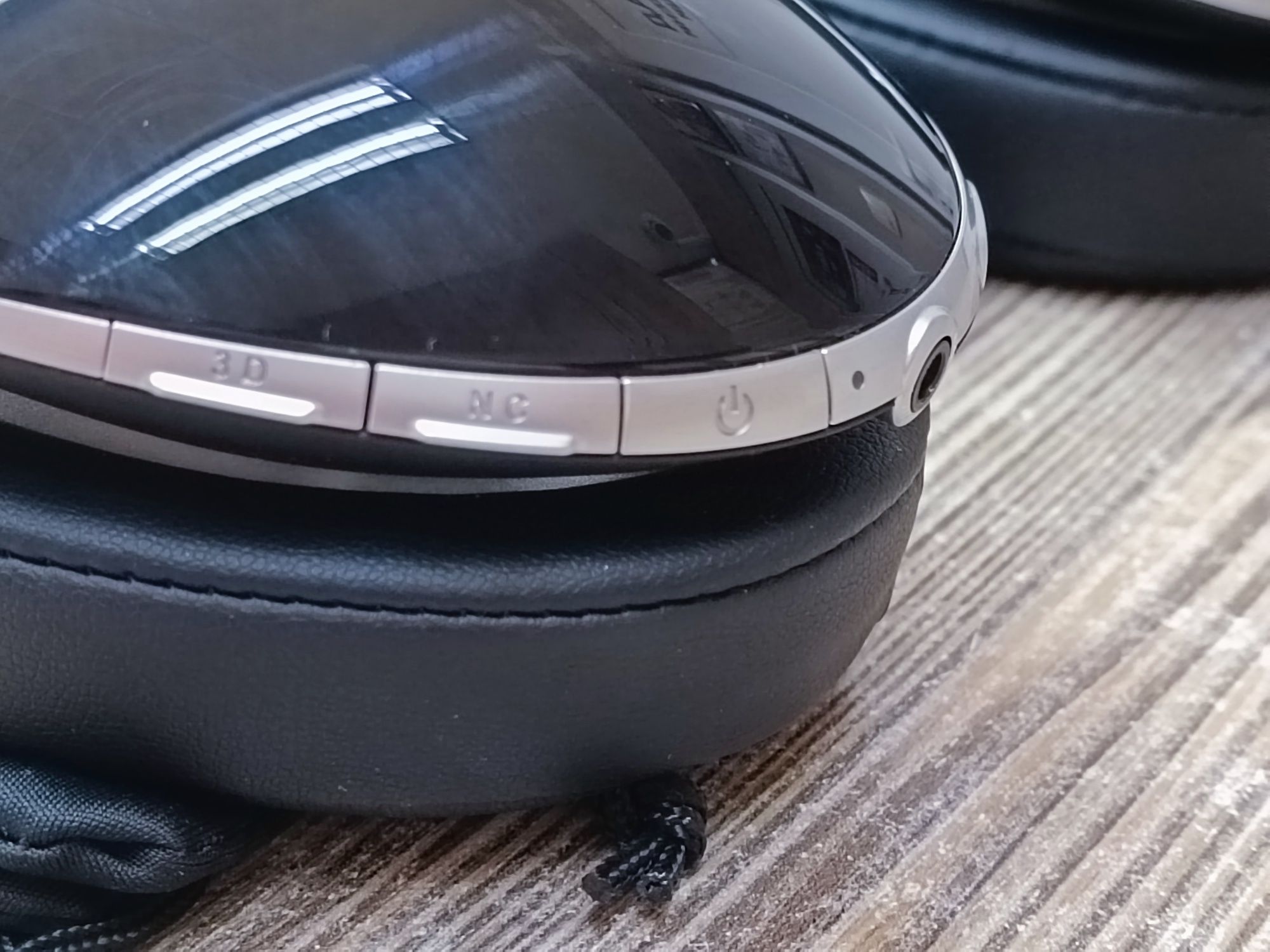 Bluetooth слушалки Mercedes Benz