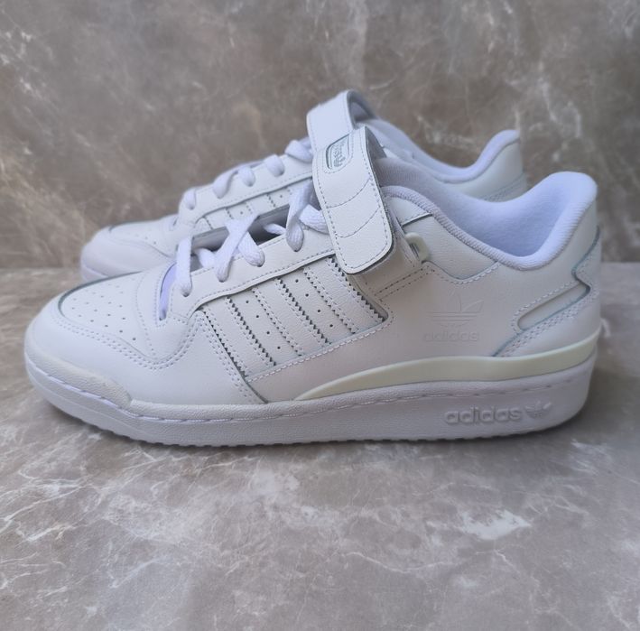 Мъжки маратонки Adidas 42 номер