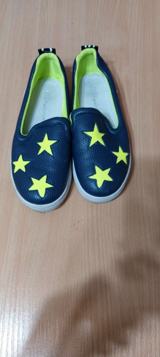 Обувь на девочку