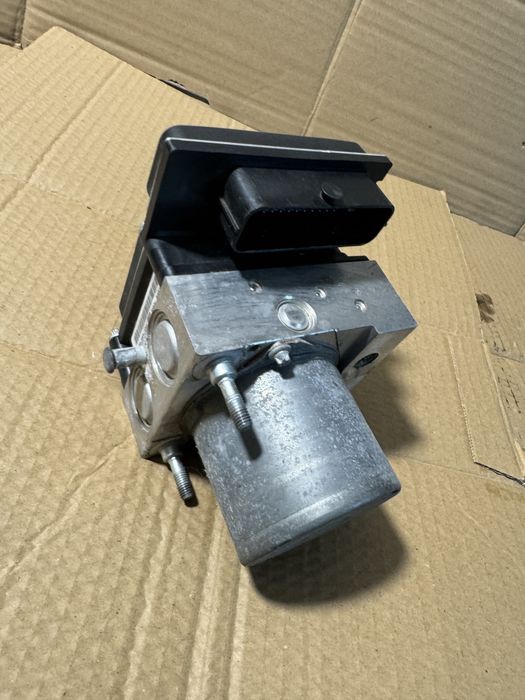 Pompa abs cu esp audi A4 B6 A4 B7 seat exeo