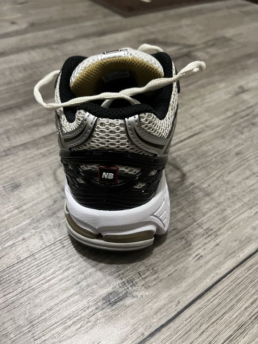 New Balance 1906 маратонки