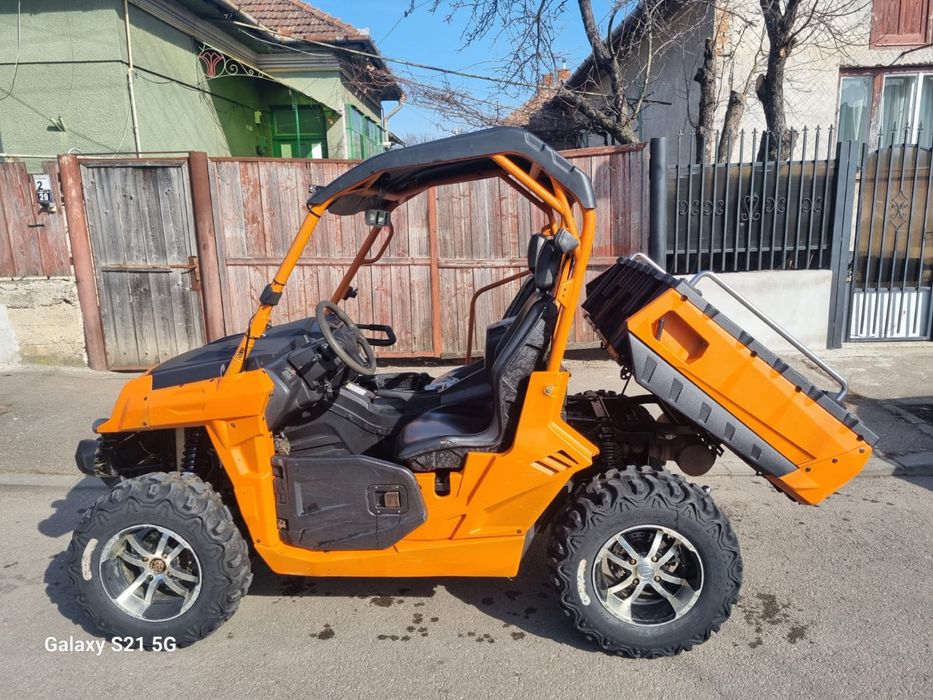 Buggy UTV CF moto UForce 800