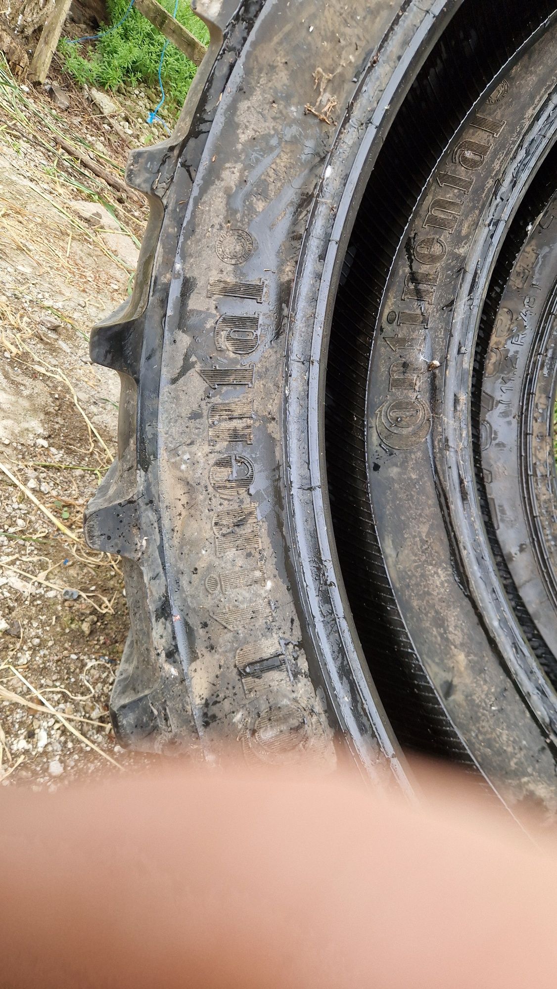 Vând anvelope agricole 230/95r32