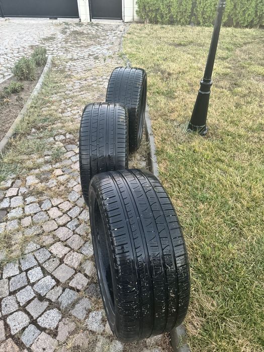 pirelli  285 40 21 всесезонни две гуми