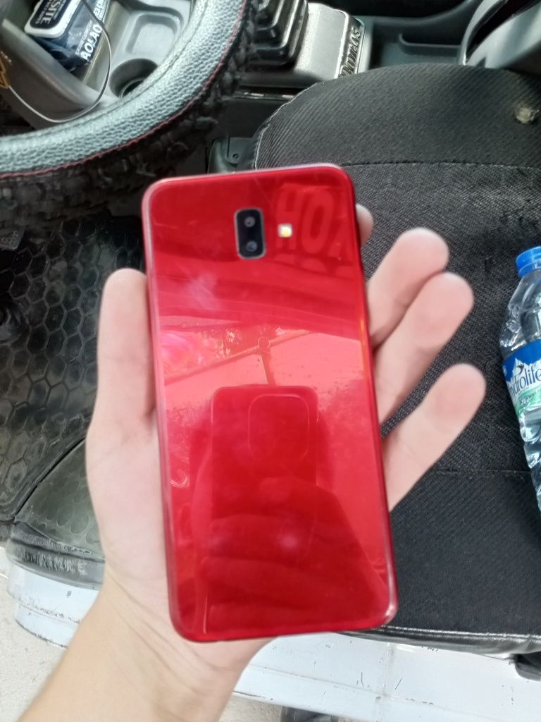 Arzon tel sevganlarga Samsung j6 sotiladi