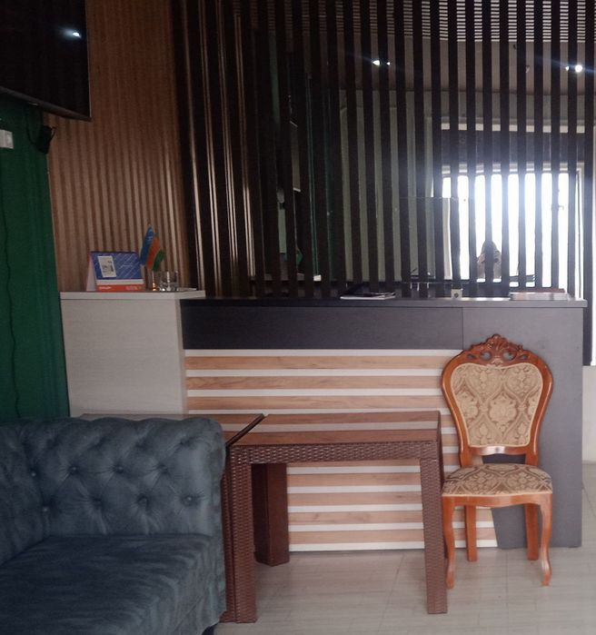 Ресепшнге арналган мебель  сатылады таза жагдайда, узынлыгы  3метр