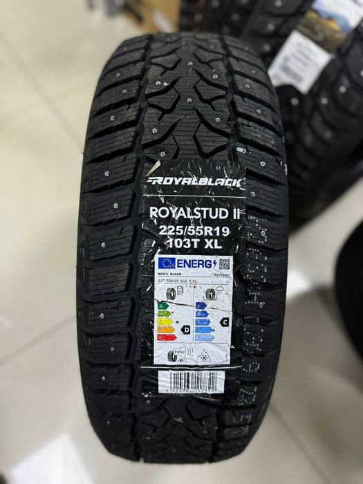 Новые зимние шины с шипами 225 55 R19