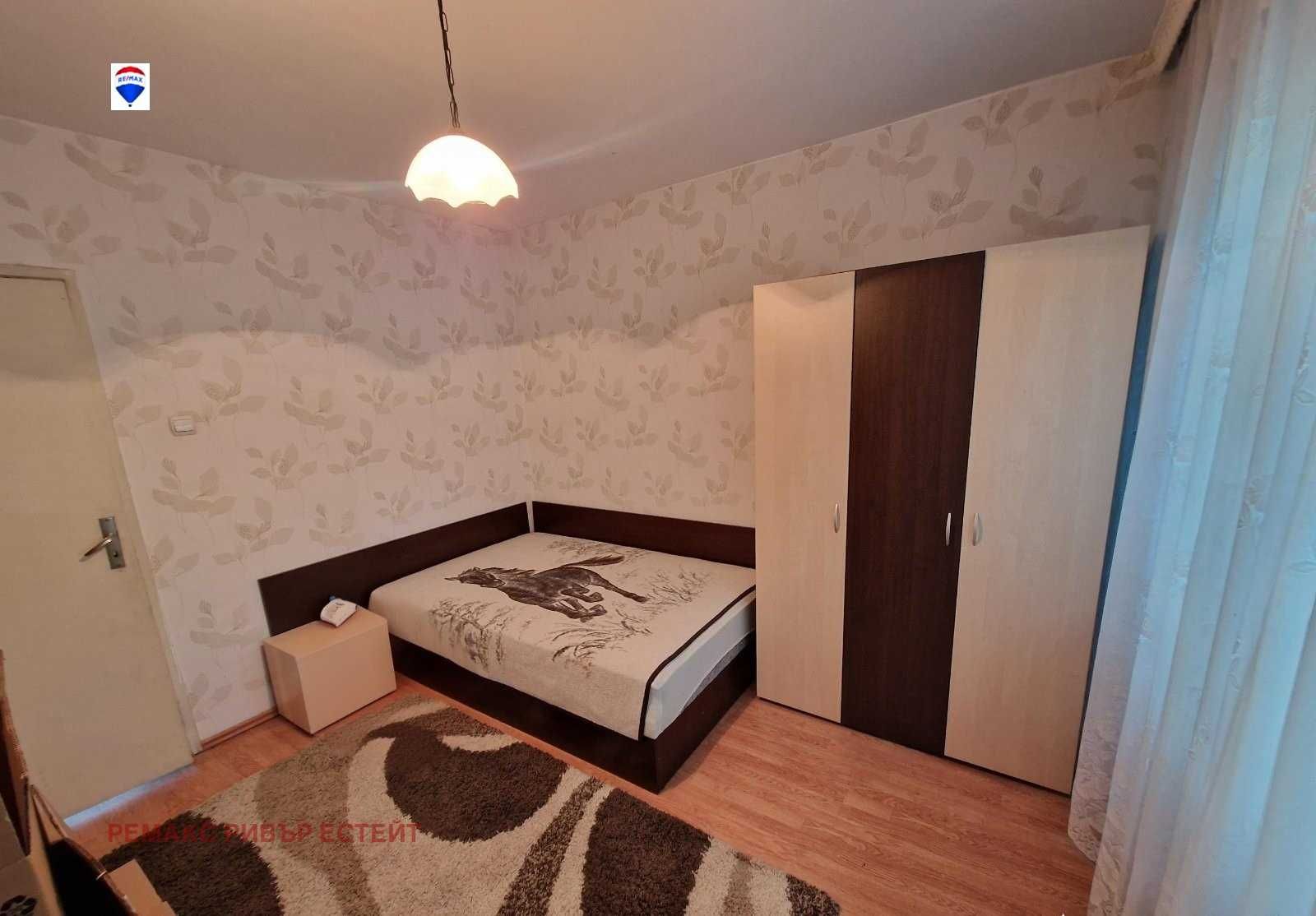 Четиристаен апартамент за продажба кв. Родина 1