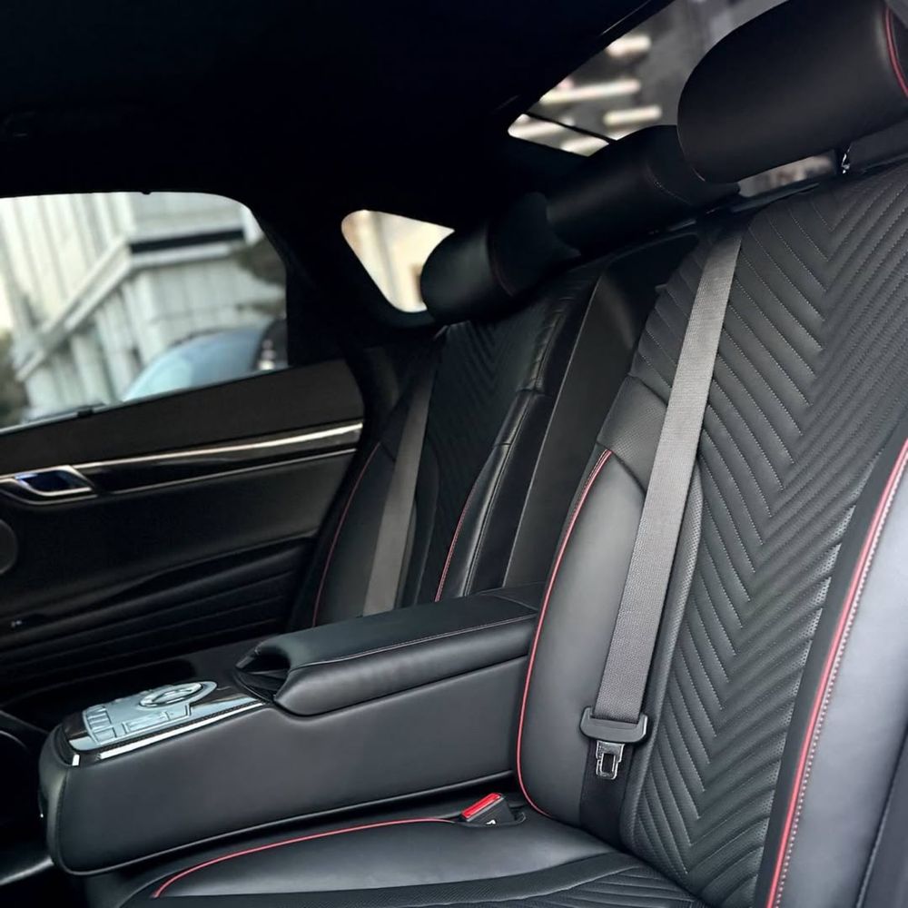 Genesis G80 2.5 L Turbo
