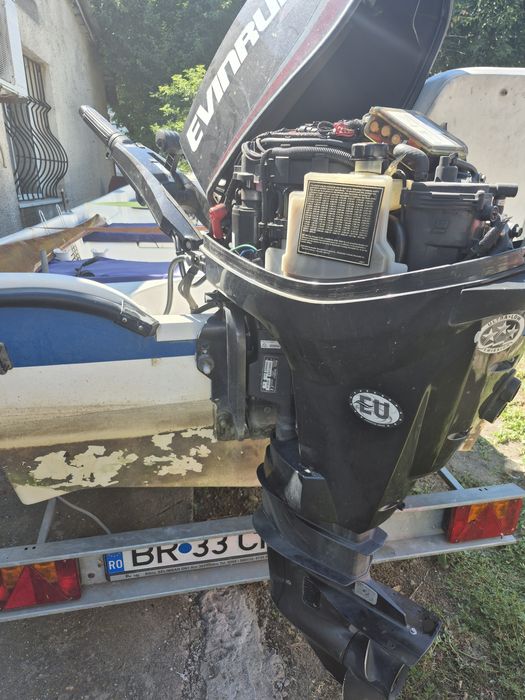 Vand barca black sea fishing 510 cu motor e-tec 30cp si peridoc