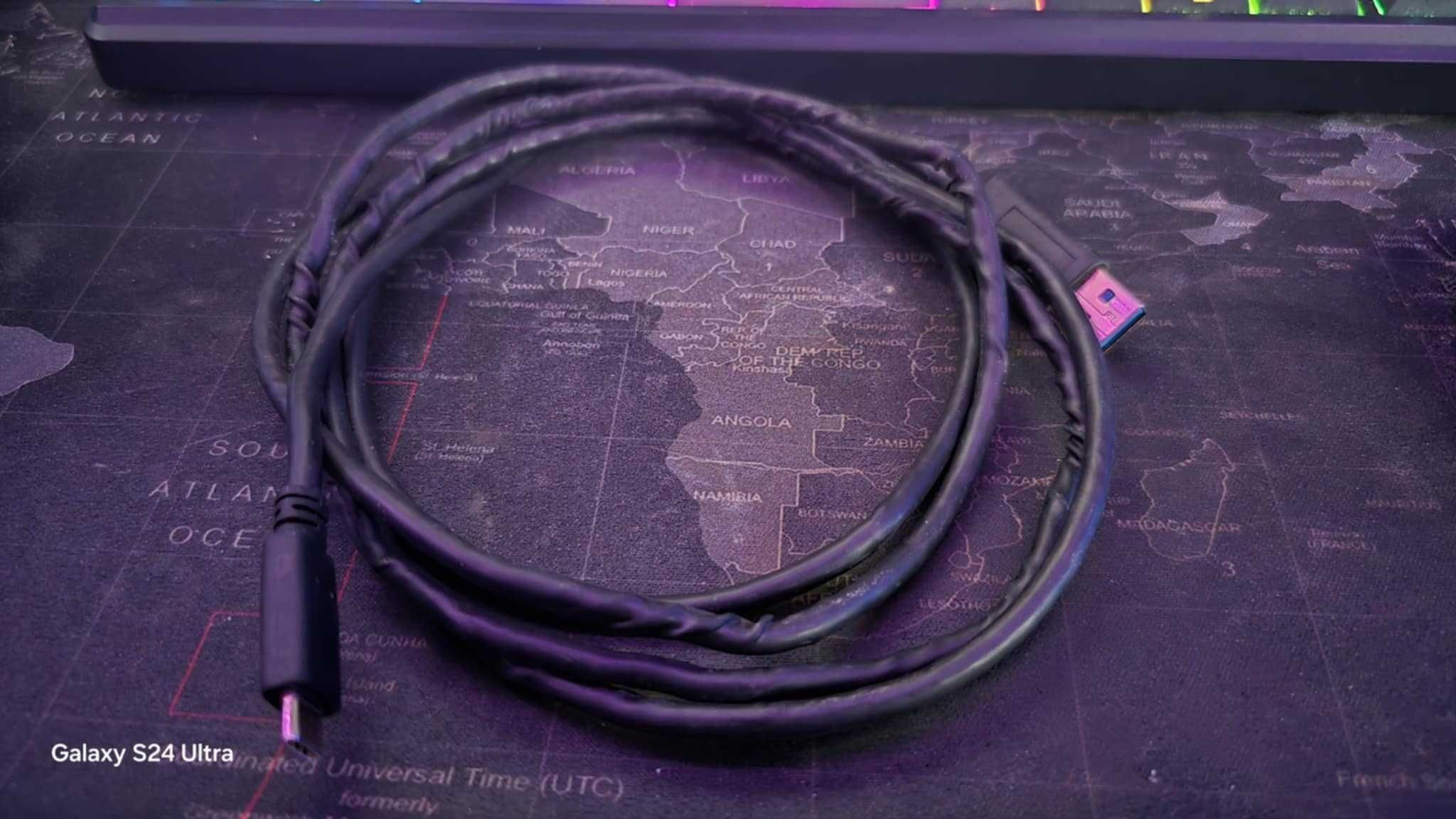 Продавам Elgato HD60 S+