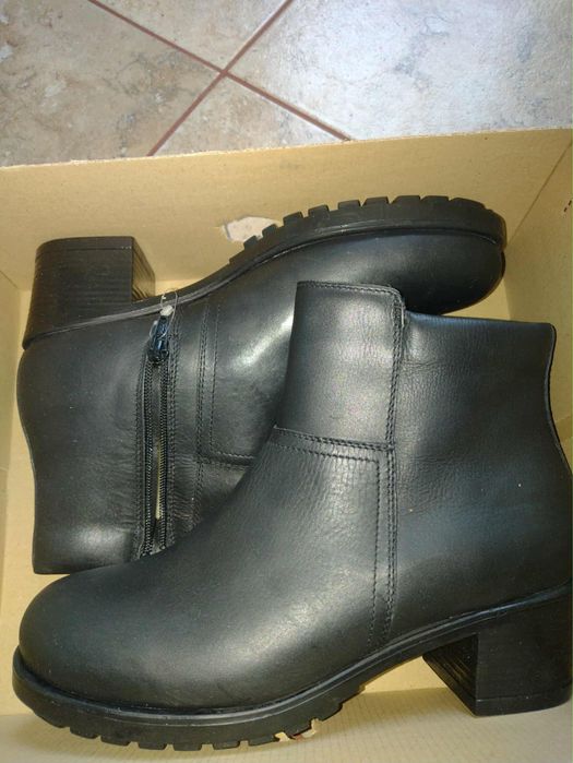 Български дамски боти