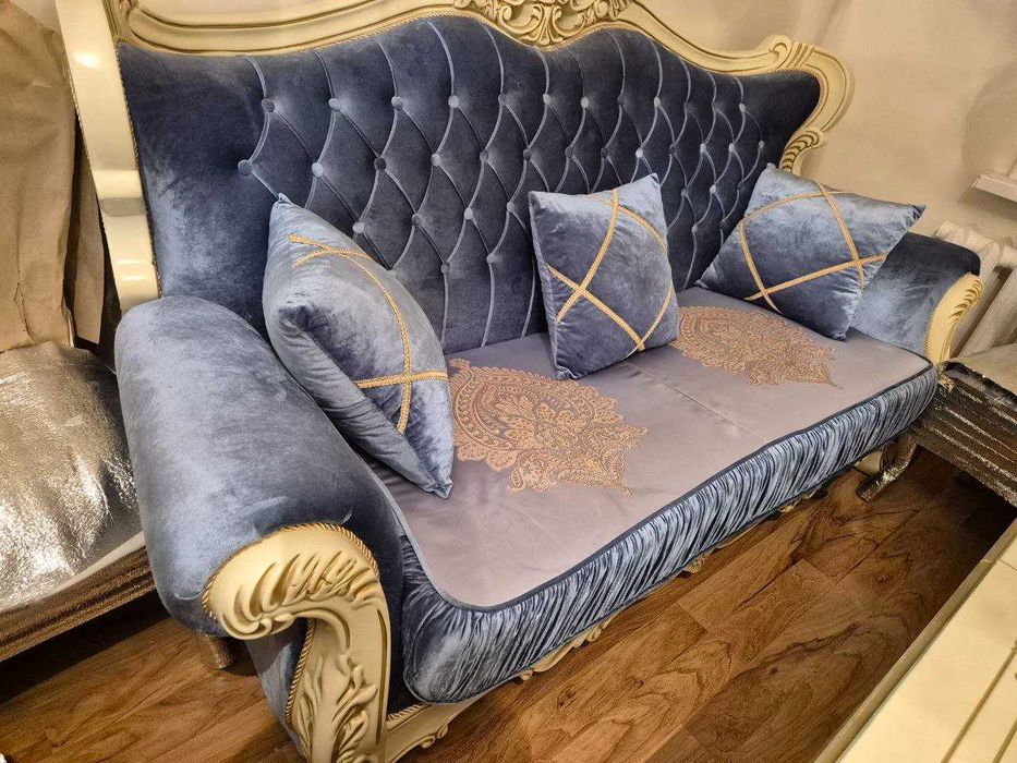 Продам диваны и кресло