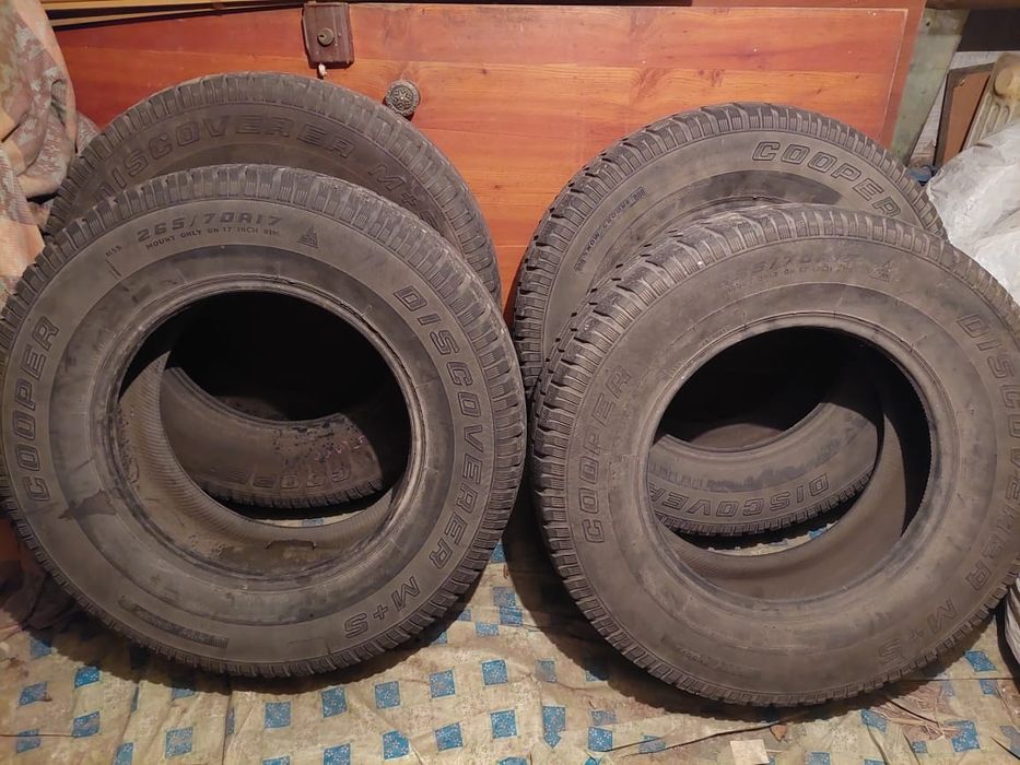 Шины зима бу 265-70-r17