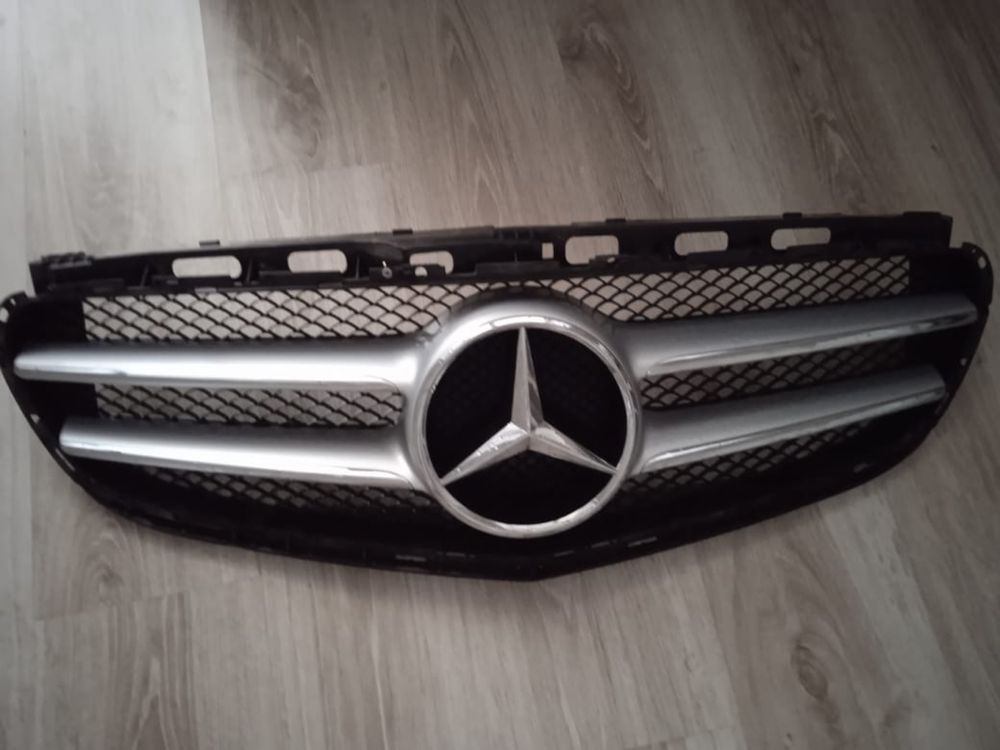 Решётка Mercedes-Benz w212 заводской оригинал